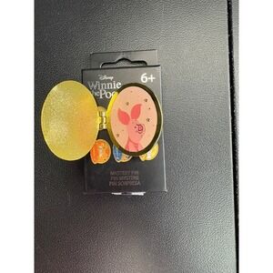 Loungefly Disney Winnie the Pooh Portrait‎ Hinged Pin- Piglet